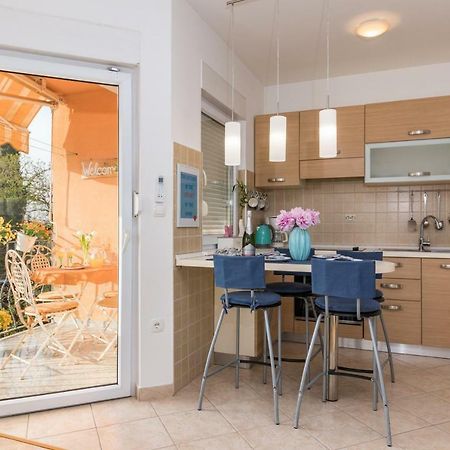 Apartment Pula Relax Zewnętrze zdjęcie