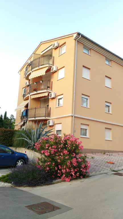 Apartment Pula Relax Zewnętrze zdjęcie